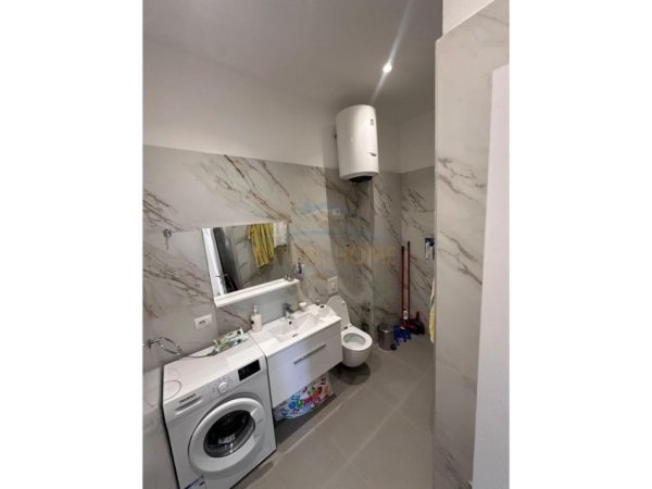 Durres, shitet apartament 2+1+Ballkon Kati 0, 75 m² 150.000 € (Golem)
