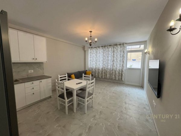 Tirane, jepet me qera apartament Kati 0, 55 m² 450 € 