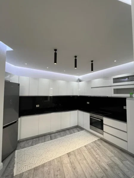 Tirane, shitet apartament 2+1 Kati 7, 85 m² 130.000 € 