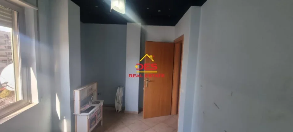 Tirane, shitet 2+1+Ballkon Kati 7, 90 m² 208.000 € 