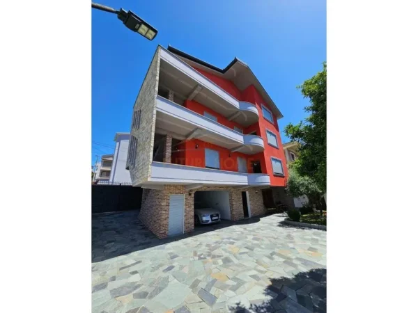 Arapaj, shitet Vile 4 Kateshe, 300 m² 330.000 € (Durres)