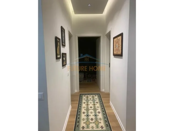 Tirane, shitet apartament 2+1+Aneks+Ballkon Kati 5, 86 m² 160.000 € (kompleks kaimi, ali dem)