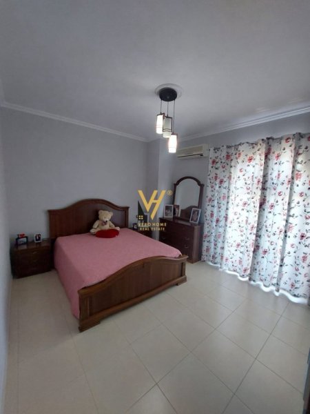 Tirane, shitet Vile dhe Shtepi Private, 5+1+6 Ballkone Kati 0, 267 m² 600.000 € (SHKOZE)
