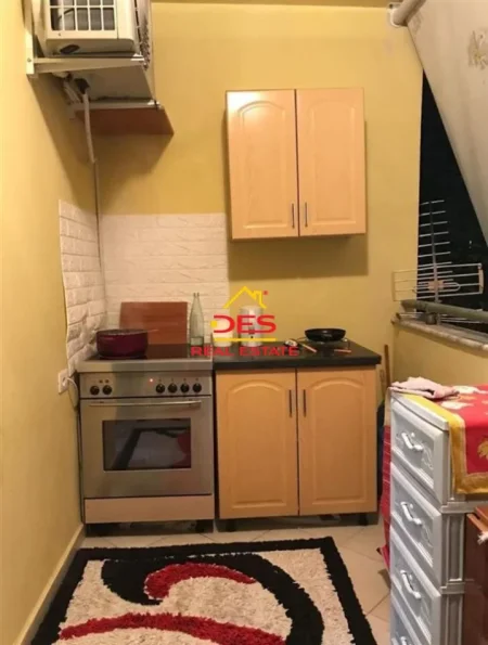 Tirane, shitet apartament 3+1+Ballkon Kati 1, 122 m² 240.000 € 