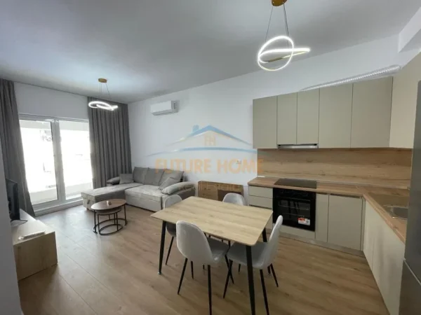 Tirane, jepet me qera apartament 2+1+Aneks+Ballkon Kati 5, 85 m² 550 € (rezidenca kaimi ali dem)
