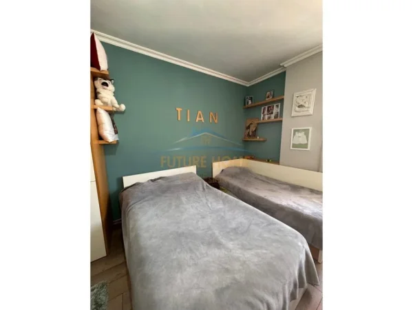 Tirane, shitet apartament 2+1+Ballkon Kati 4, 104 m² 161.000 € (Fresk)