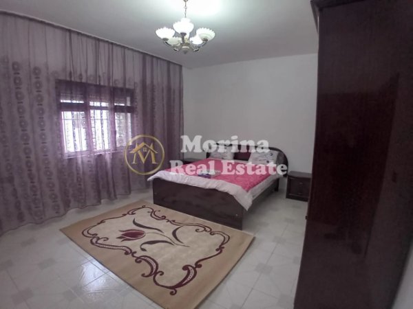Tirane, jepet me qera apartament 3+1 Kati 2, 100 m² 460 € (Rruga 5 Maji)