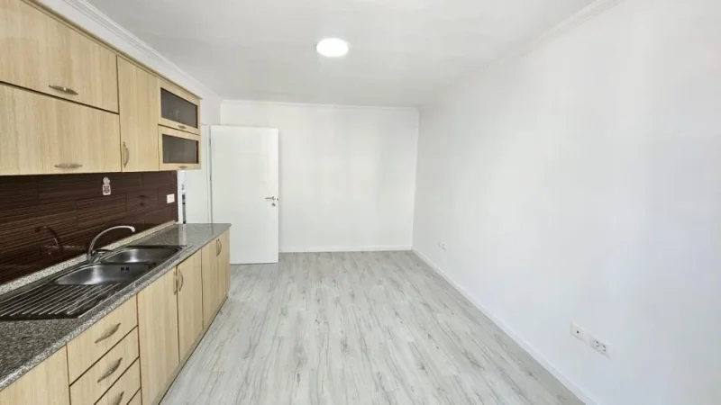 Tirane, shitet apartament 2+1 Kati 3, 64 m² 146.000 € (Shkolla Harry Fultz)