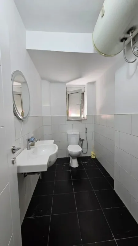 Tirane, shitet apartament 2+1 Kati 3, 64 m² 146.000 € (Shkolla Harry Fultz)