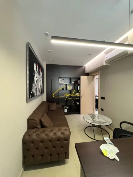 Tirane, jepet me qera zyre Kati 1, 30 m² 600 € (RRUGA MYSLYM SHYRI)