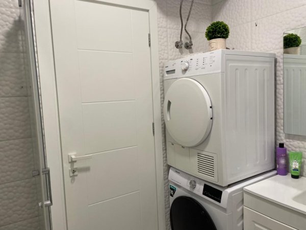 Tirane, shitet apartament 2+1 Kati 2, 88 m² 158.400 € (kodra e diellit)