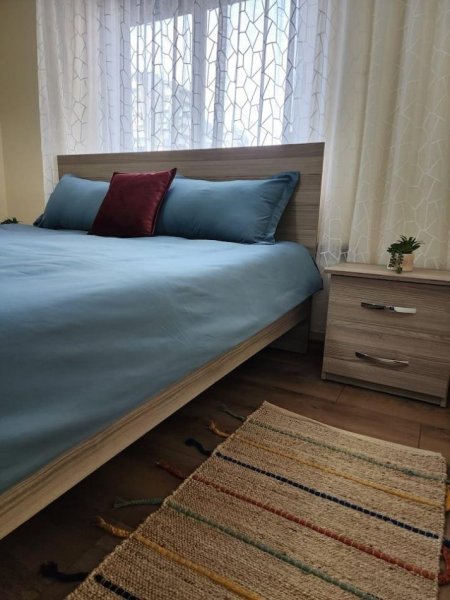 Tirane, jepet me qera apartament 1+1+Aneks+Ballkon Kati 2, 60 m² 500 € (Rr. Thanas Ziko)