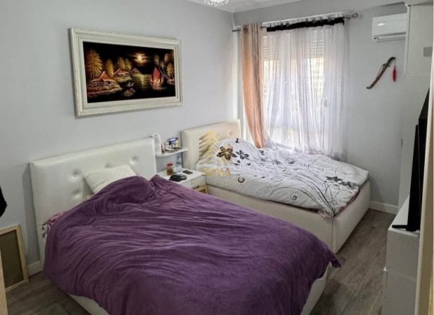 Tirane, shitet apartament 2+1+Ballkon Kati 3, 108 m² 245.000 € (Rruga 21 Dhjetori)