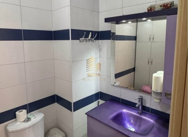 Tirane, shitet apartament 2+1+Ballkon Kati 3, 108 m² 245.000 € (Rruga 21 Dhjetori)