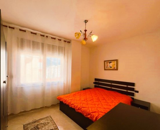 Tirane, jepet me qera apartament 1+1 Kati 12, 85 m² 550 € (9 kateshet)