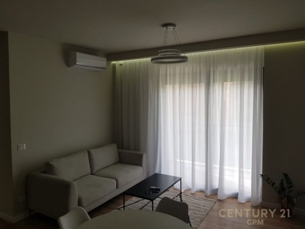 Tirane, jepet me qera apartament 2+1 Kati 2, 96 m² 750 € (Kodra e Diellit)