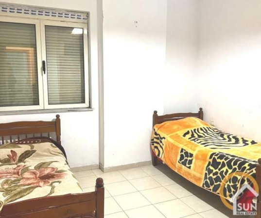 Shkoder, jepet me qera apartament 1+1+BLK Kati 5, 65 m² 22.000 Leke (QENDER)