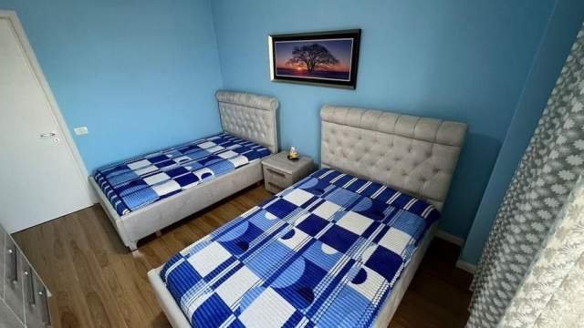 Tirane, jepet me qera apartament 2+1 Kati 5, 105 m² 550 Euro