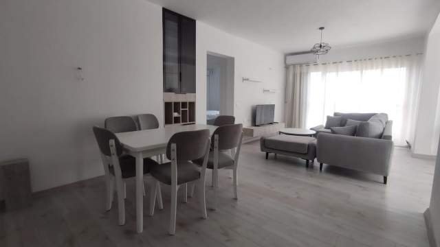 Tirane, jepet me qera apartament 2+1 Kati 8, 137 m² 650 Euro (Fusha e Aviacionit)