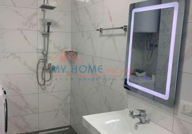 Tirane, jepet me qera apartament 2+1+BLK Kati 5, 120 m² 700 Euro (Fusha e Aviacionit)