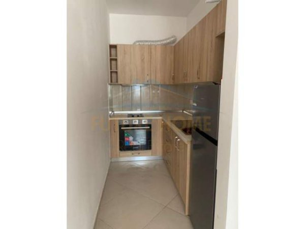 Tirane, jepet me qera apartament 2+1+BLK Kati 2, 100 m² 500 Euro (rruga e Dibres)