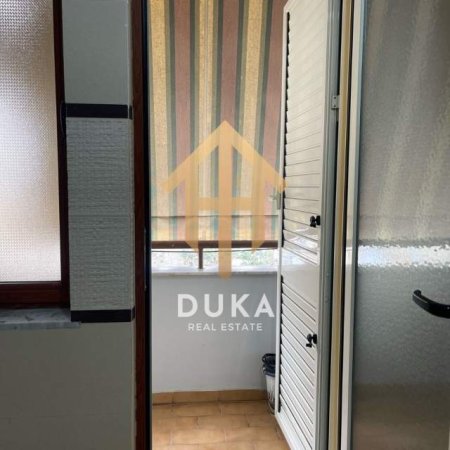 Tirane, jepet me qera apartament 1+1+BLK Kati 4, 65 m² 400 Euro (Ali Demi)
