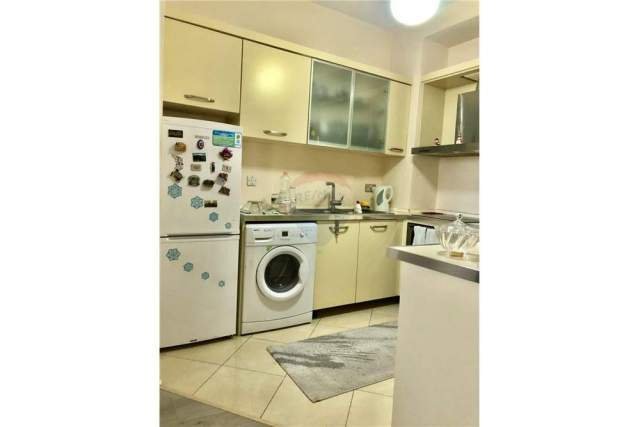 Tirane, shitet apartament 3+1+BLK Kati 5, 99 m² 133.000 Euro (Rruga Dibres)