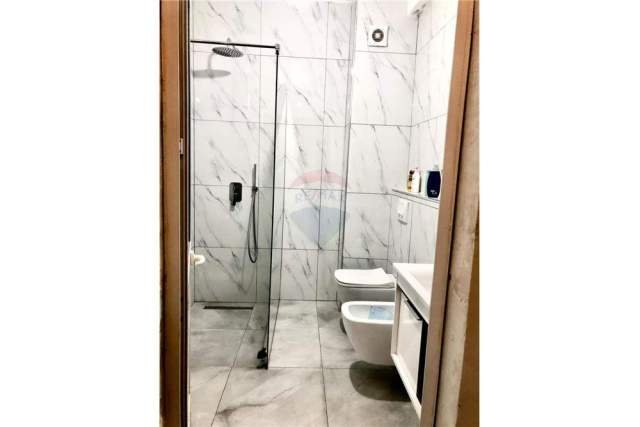 Tirane, shitet apartament 3+1+BLK Kati 5, 99 m² 133.000 Euro (Rruga Dibres)