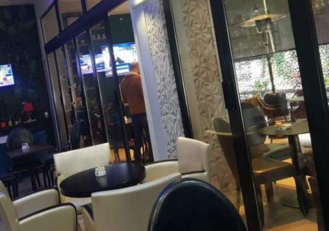 Tirane, jepet me qera lokal Kati 0, 117 m² 1.000 Euro