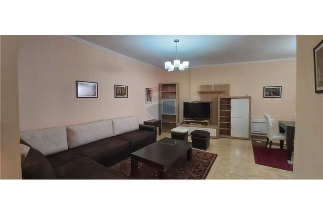 Tirane, jepet me qera apartament 2+1+BLK Kati 3, 140 m² 700 Euro (Peti)