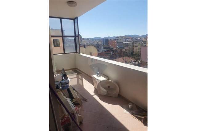 Tirane, shitet apartament 3+1+BLK Kati 5, 150 m² 250.000 Euro (Vellezerit Huta)