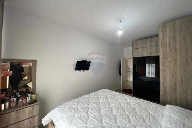 Tirane, shitet apartament 1+1 Kati 8, 57 m² 119.000 Euro (Ish Parku)