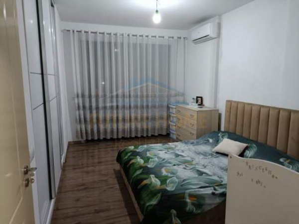 Tirane, shitet apartament 2+1 Kati 3, 105 m² 100.000 Euro (Mbrapa Casa Italia)