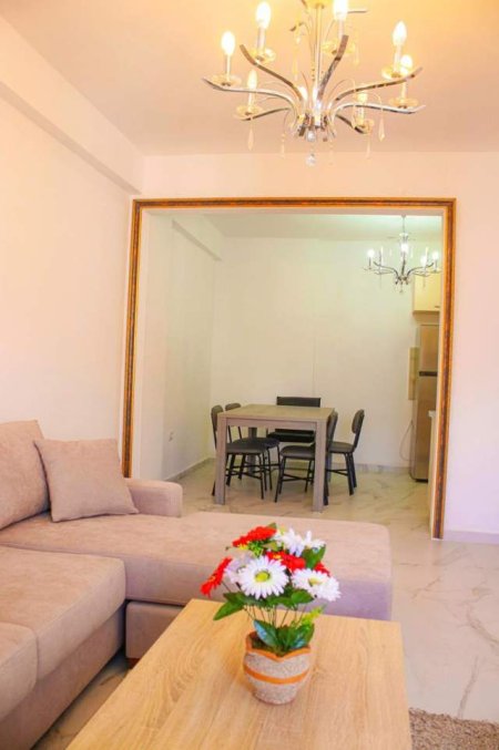 Tirane, shitet apartament 2+1 Kati 8, 93 m² 135.000 Euro tek Parku i Autobuzave