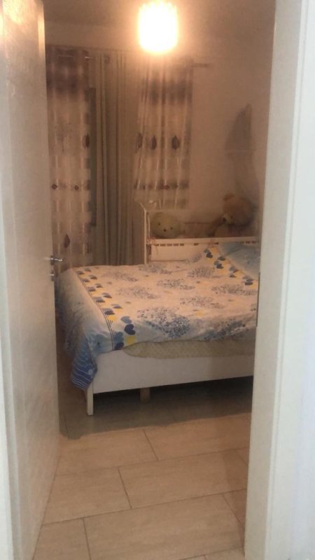 Tirane, jepet me qera apartament 1+1+BLK Kati 4, 64 m² 400 Euro (Rruga 5 Maji)