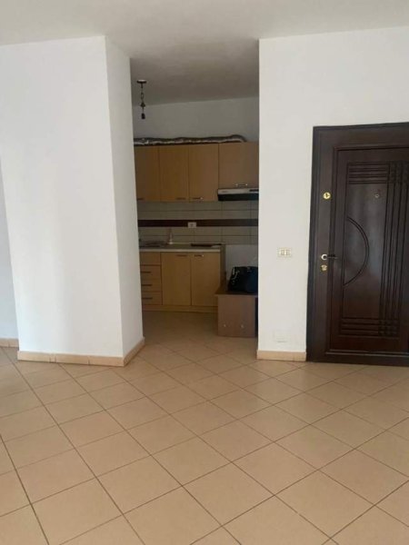 Tirane, jepet me qera apartament 1+1+BLK Kati 2, 80 m² 27.000 Leke (Prane Bar Oslo)