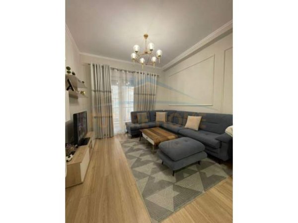 Tirane, shitet apartament 2+1+BLK Kati 2, 82 m² 168.000 Euro (21 Dhjetori)