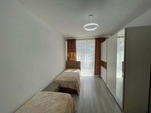 Tirane, jepet me qera apartament 650 Euro (Garden Rezidenca Turdiu)