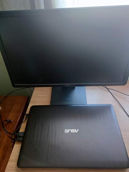 Tirane, shes Laptop Laptop Laptop Asus i7 + Monitor Dell 22 450 Euro