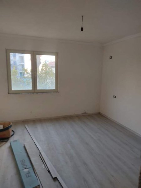 Tirane, shitet apartament 2+1+BLK Kati 4, 94 m² 120.000 Euro