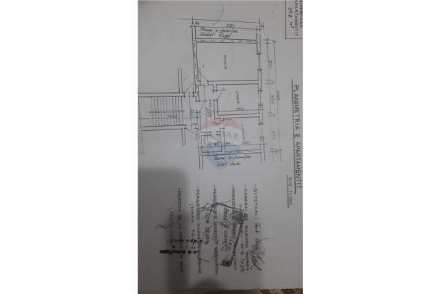Tirane, shitet apartament 1+1 Kati 5, 60 m² 110.000 Euro (Pallatet Agimi)