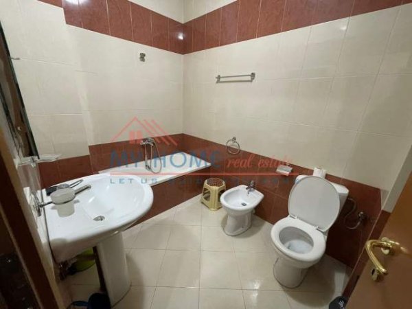 Tirane, jepet me qera apartament 2+1+A+BLK Kati 2, 108 m² 700 Euro (rruga elbasanit)
