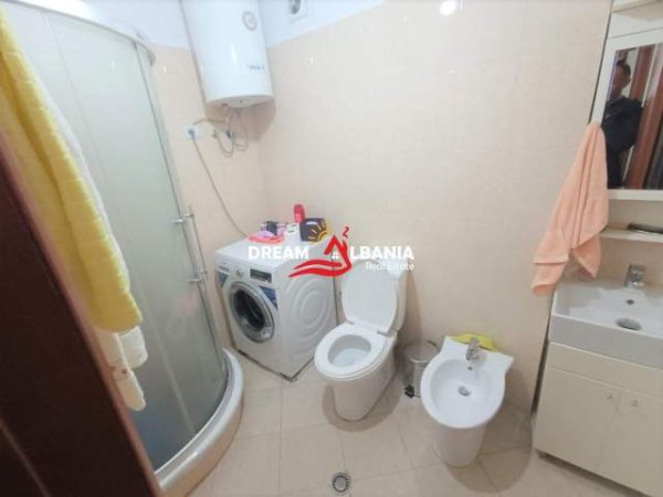 Tirane, jepet me qera apartament 3+1+BLK Kati 6, 120 m² 600 Euro (Rruga e Kavajes, perballe Square 21)