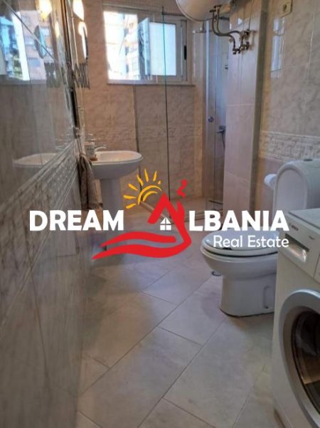Tirane, jepet me qera apartament 1+1+BLK Kati 2, 67 m² 450 Euro (Tek 9-Kateshet, prane Qendres)