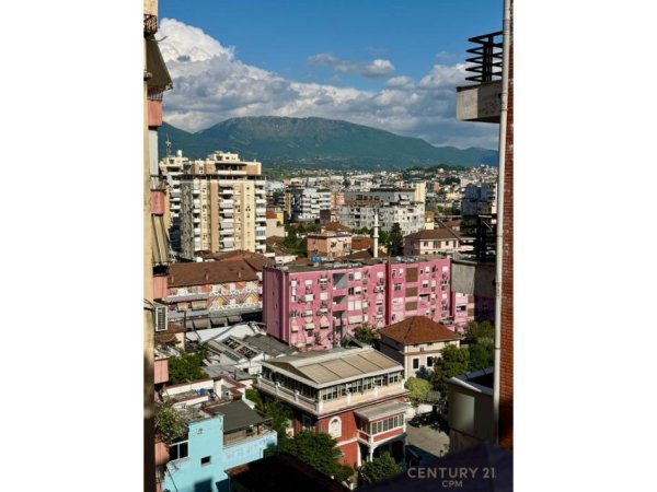Tirane, jepet me qera apartament 1+1 Kati 12, 85 m² 550 € (9 KATESHET)