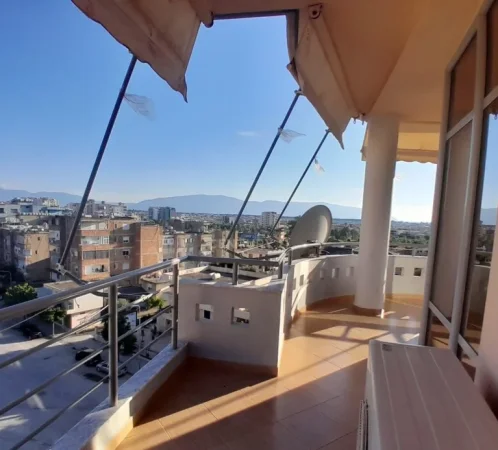 Vlore, shitet apartament 2+1 Kati 4, 125 m² 150.000 € (Rruga e re)