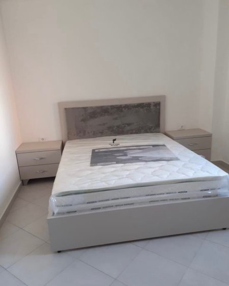 Tirane, jepet me qera apartament 1+1+Ballkon Kati 3, 80 m² 450 € (ASTIR)