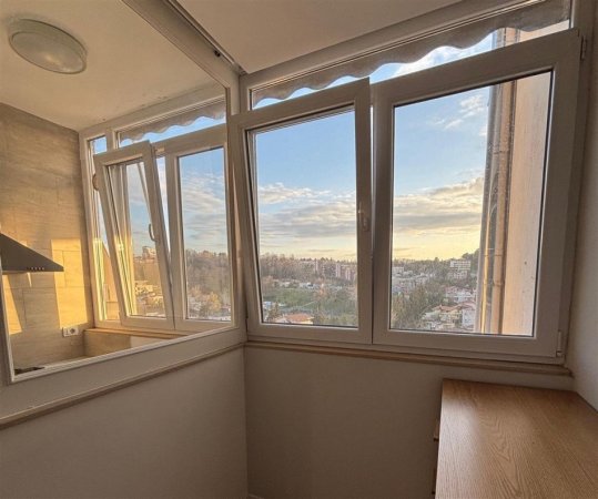 Tirane, jepet me qera garsonier Kati 9, 53 m² 400 € (Vilat Gjermane , Rruga Fuat Toptani)