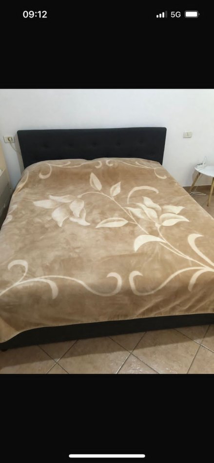 Tirane, jepet me qera apartament 1+1+Ballkon , 80 m² 280 € (Rruga e Dajtit prane Restorant Qesarakut)