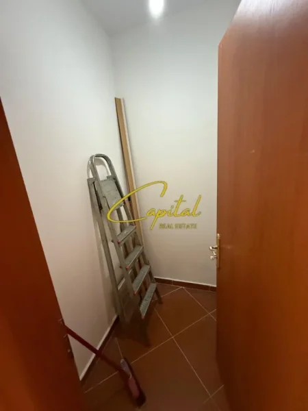 Tirane, jepet me qera apartament 1+1 Kati 8, 58 m² 520 € (STACIONI TRENIT)